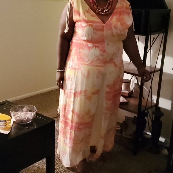 Ashley Stewart Women, beautiful  beach dress - Picture 6 of 8